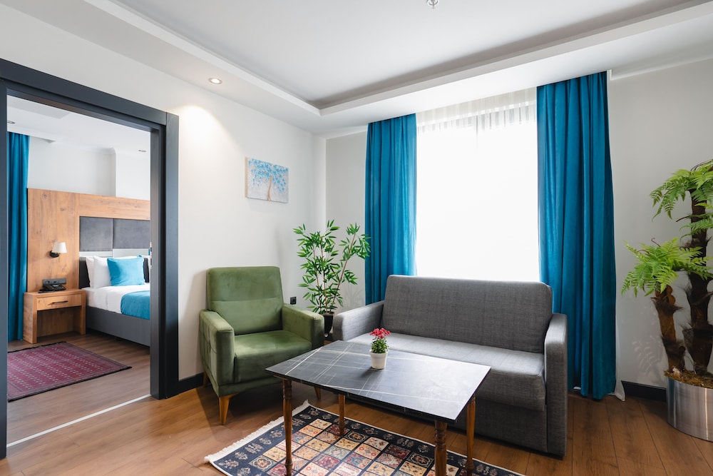 Berlin Suite Hotel Trabzon 32/50