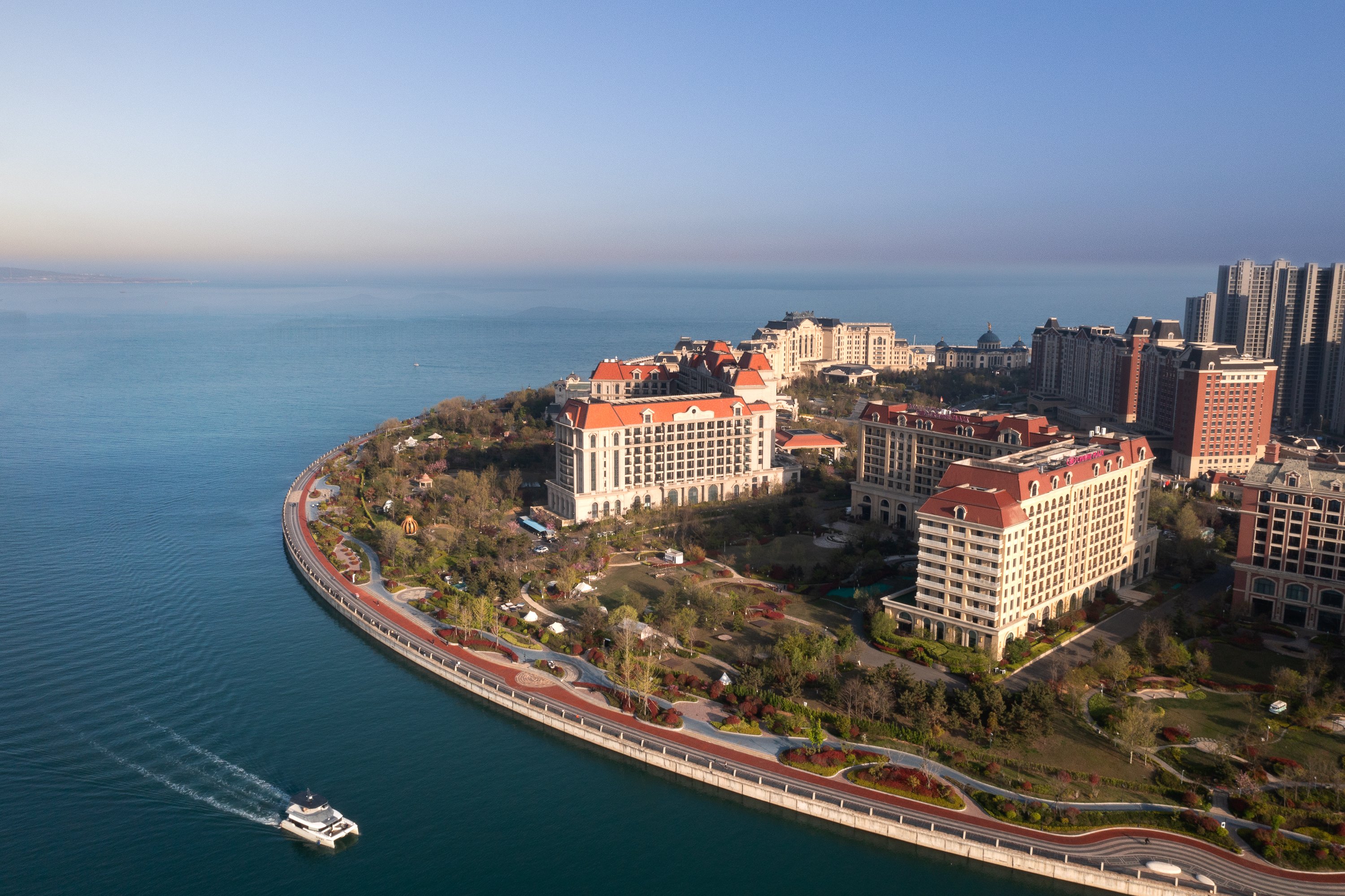 Crowne Plaza Qingdaoorientalmoviemetropolis 48/48