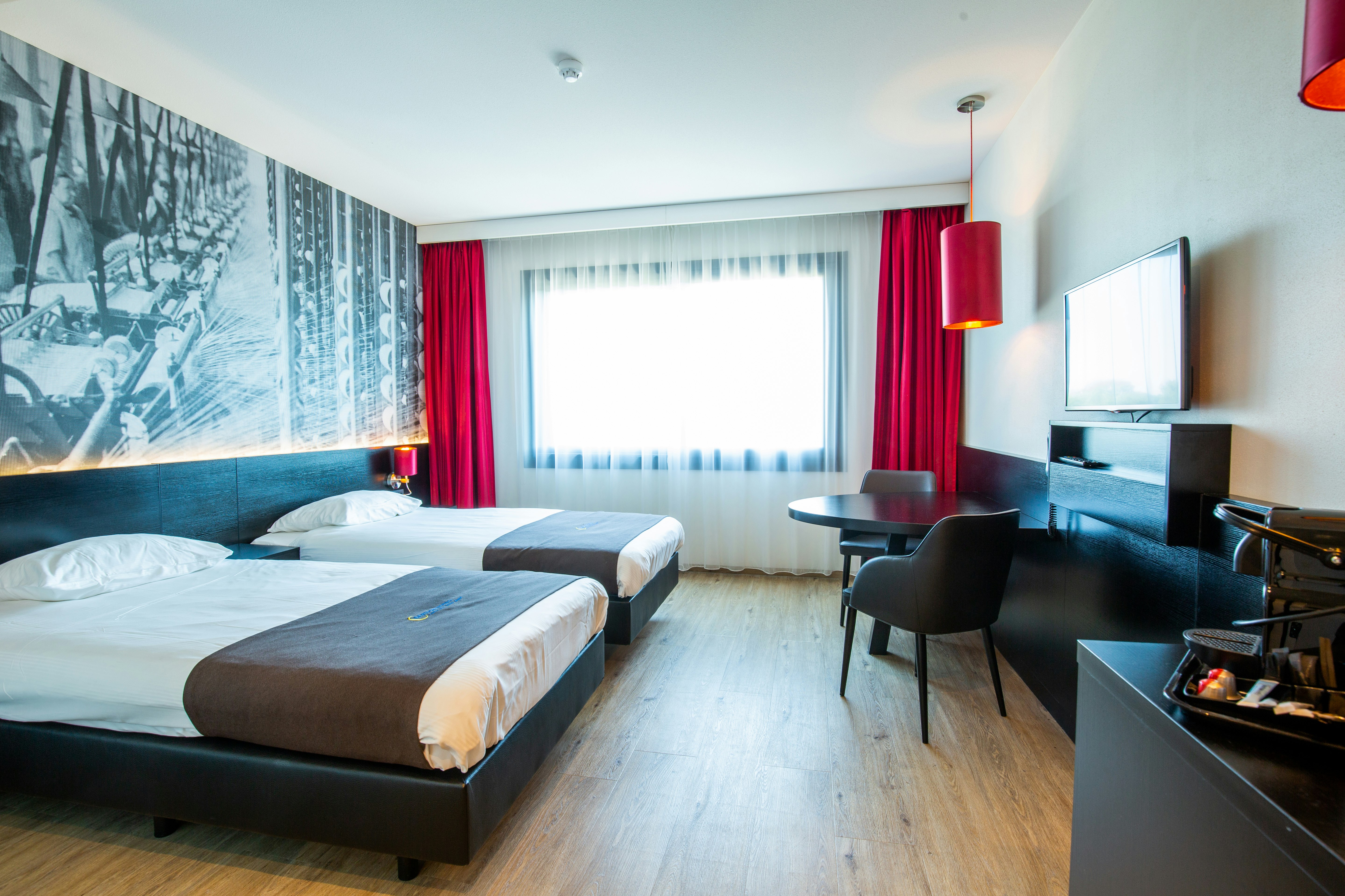 Bastion Hotel Tilburg 4/14