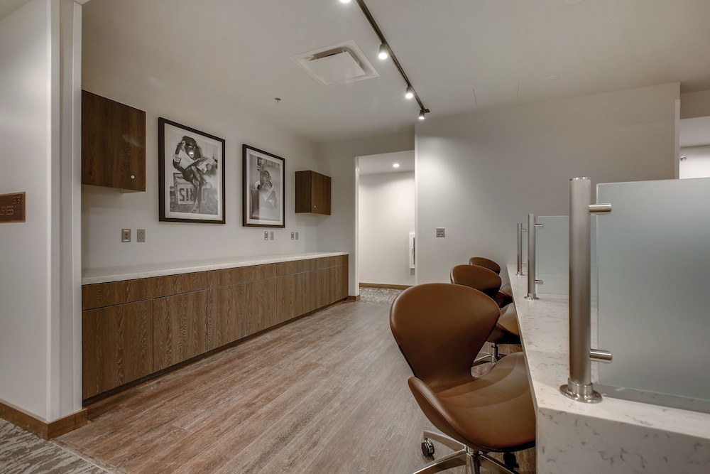 Etage Executive Living 30/72