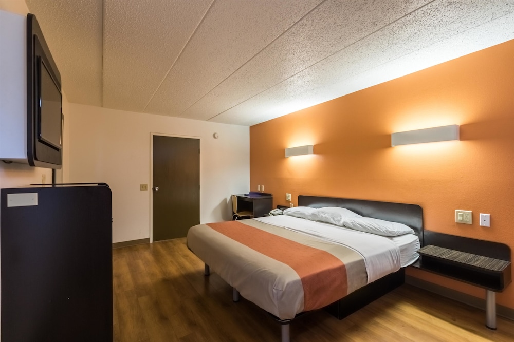 Motel6 Crawfordsville, IN 34/51