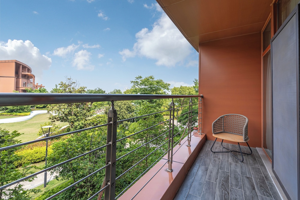 Siko Grand Hotel Suzhou Yangcheng 24/48