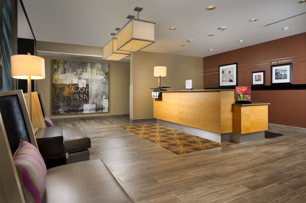 Hampton Inn And Suites San Antonio Northwest Medical Center 9/43