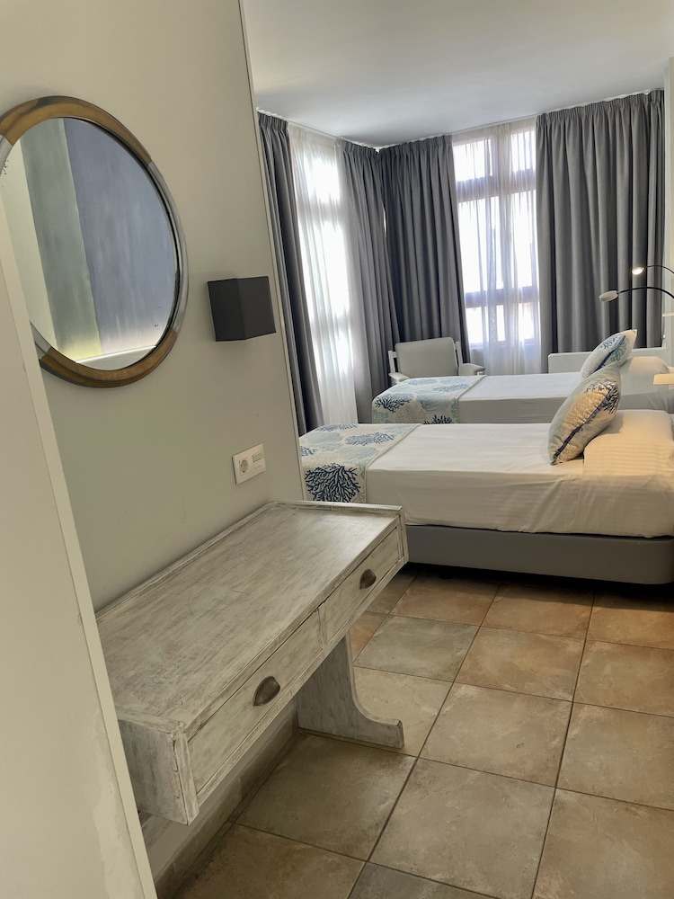 Hotel Idafe 50/50