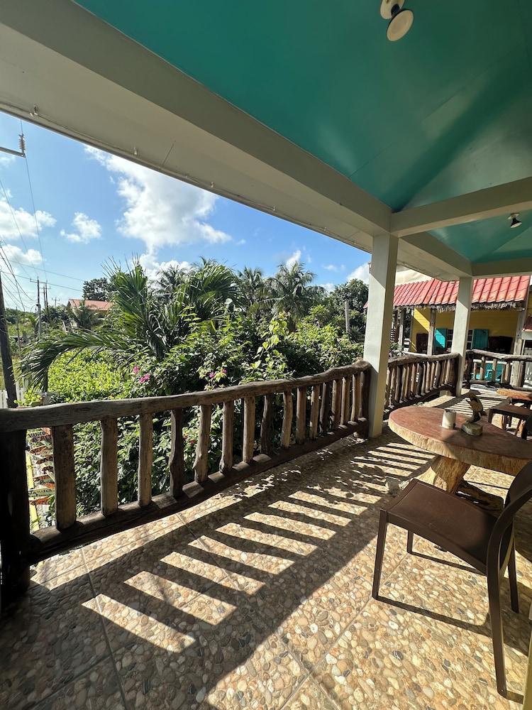 All Seasons Guest House 39/50