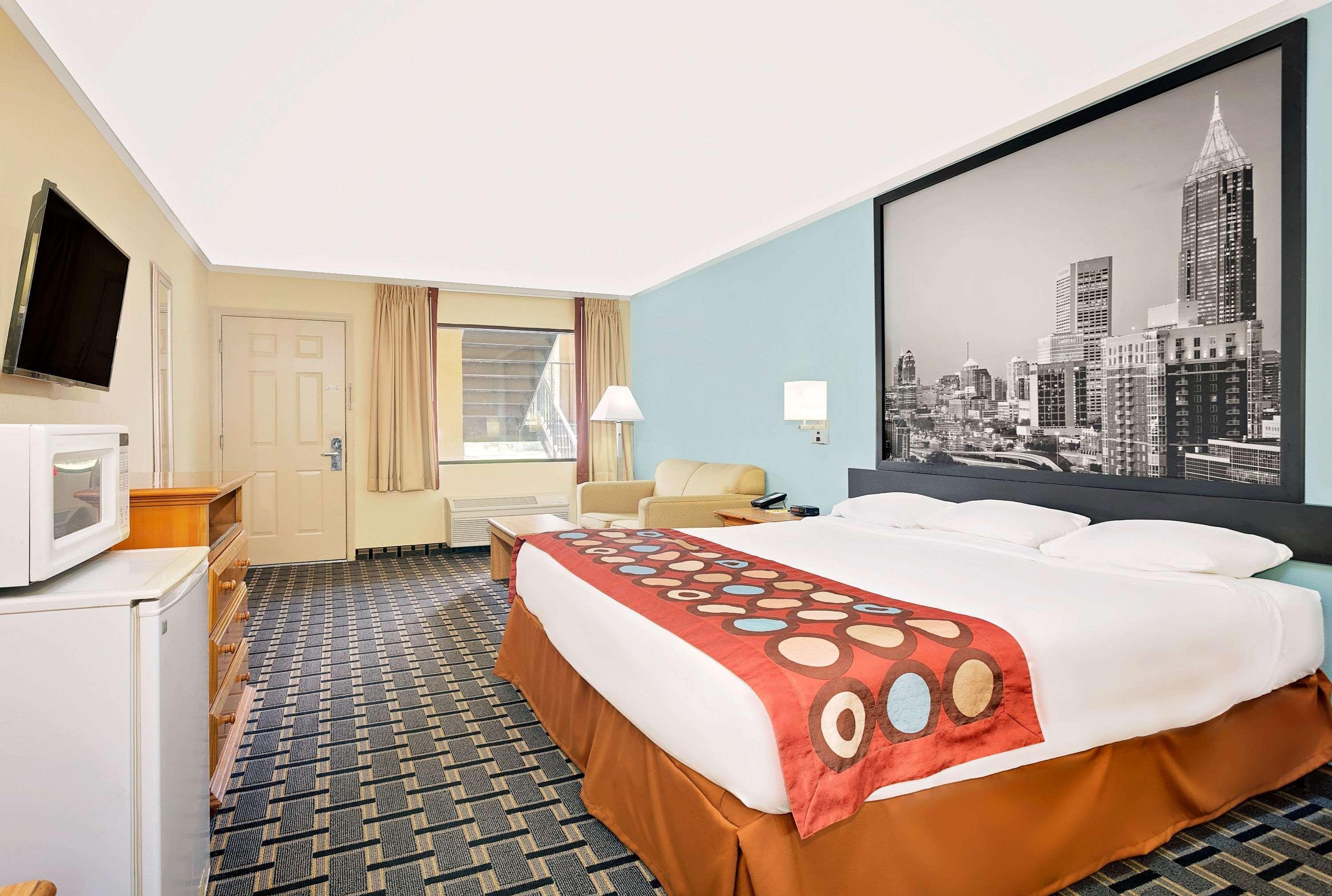 Super 8 by Wyndham Cartersville 5/15