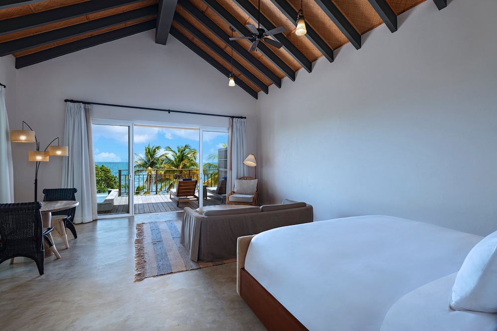 1 Bedroom, Villa, 1 King and 1 Single Beds, Beach Front