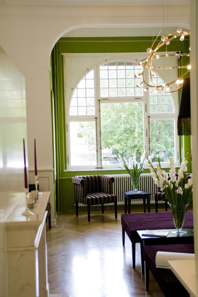 Villa Godesberg 23/36