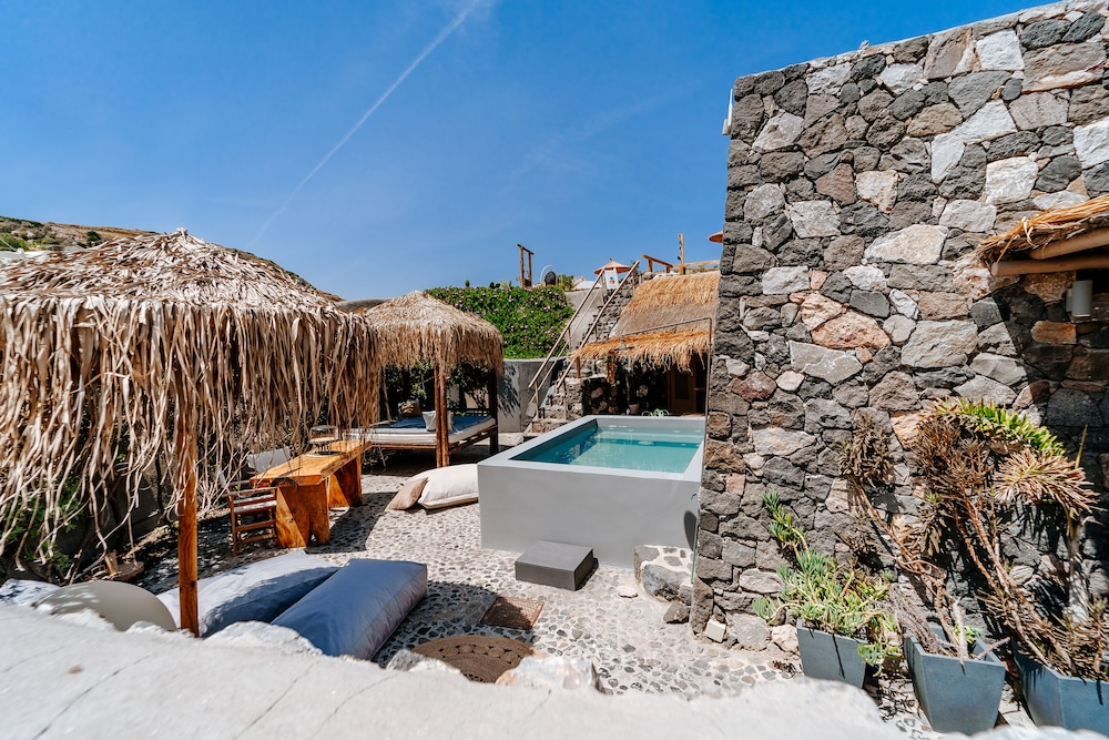 Rock Villas 39/50