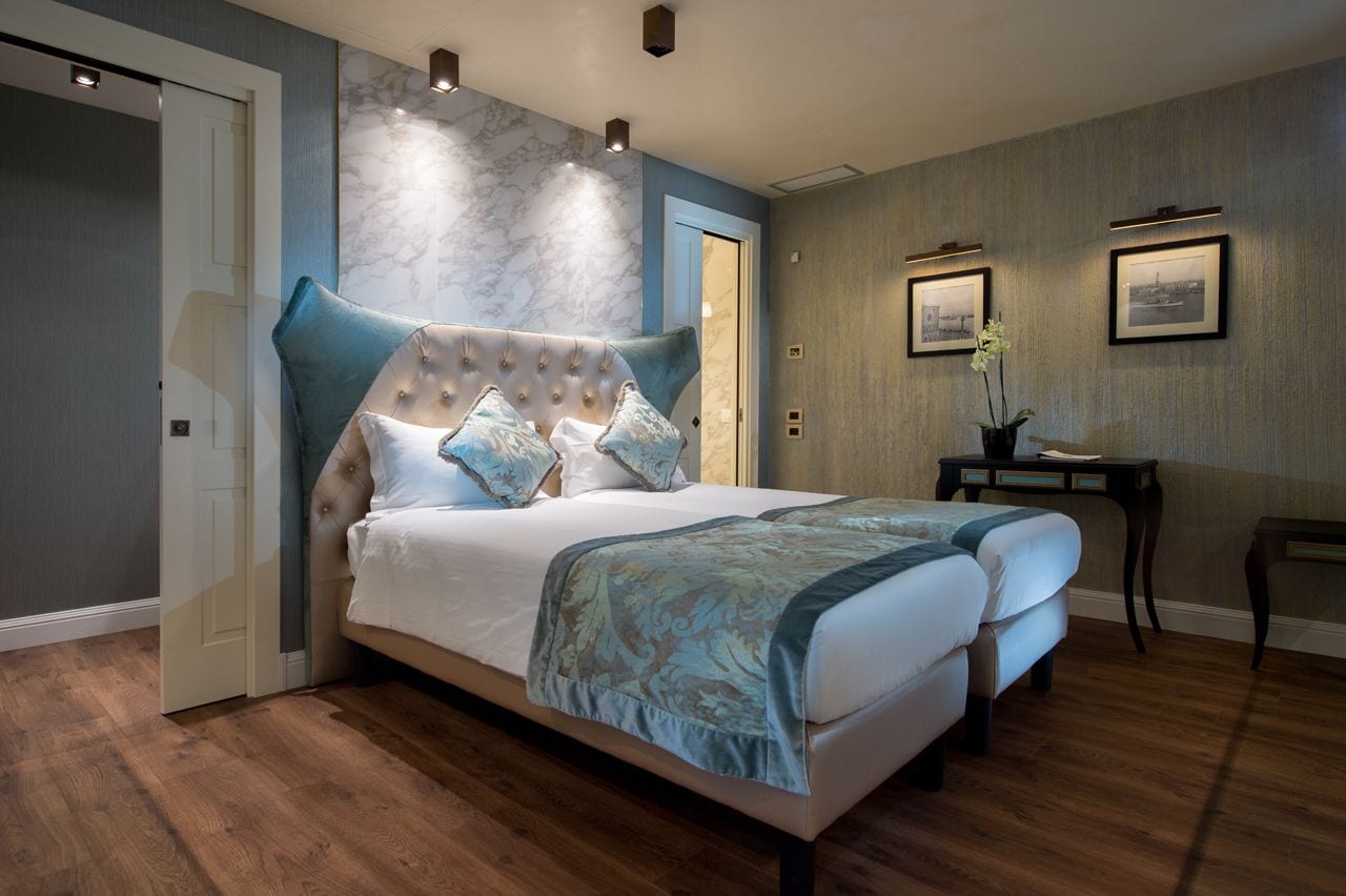 DUPLEX, FAMILY SUITE