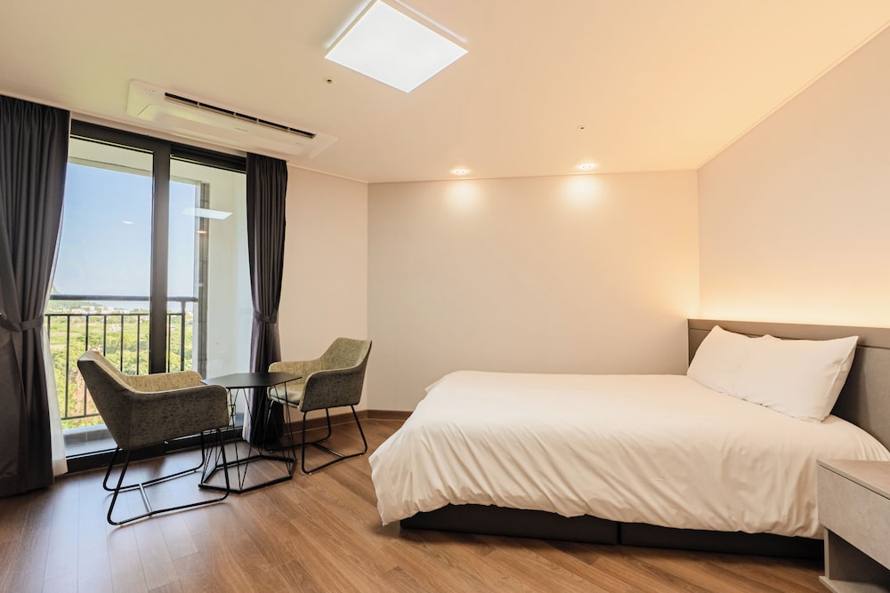 Sanbangsan Hotel 15/50