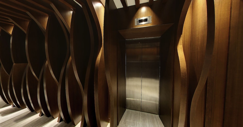 フローラ バイ クロスローズ ホテル 写真3