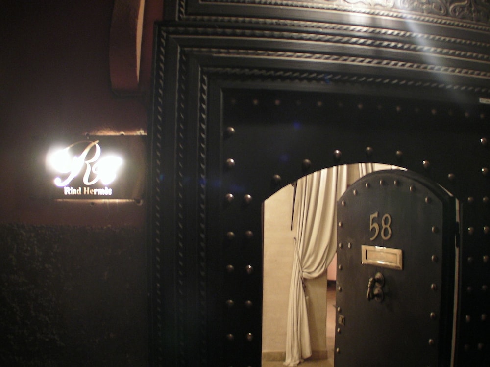 Riad Hermes 7/38
