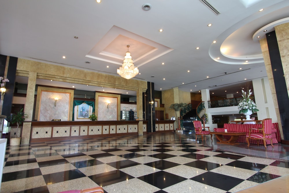 Camelot Hotel Pattaya 7/50