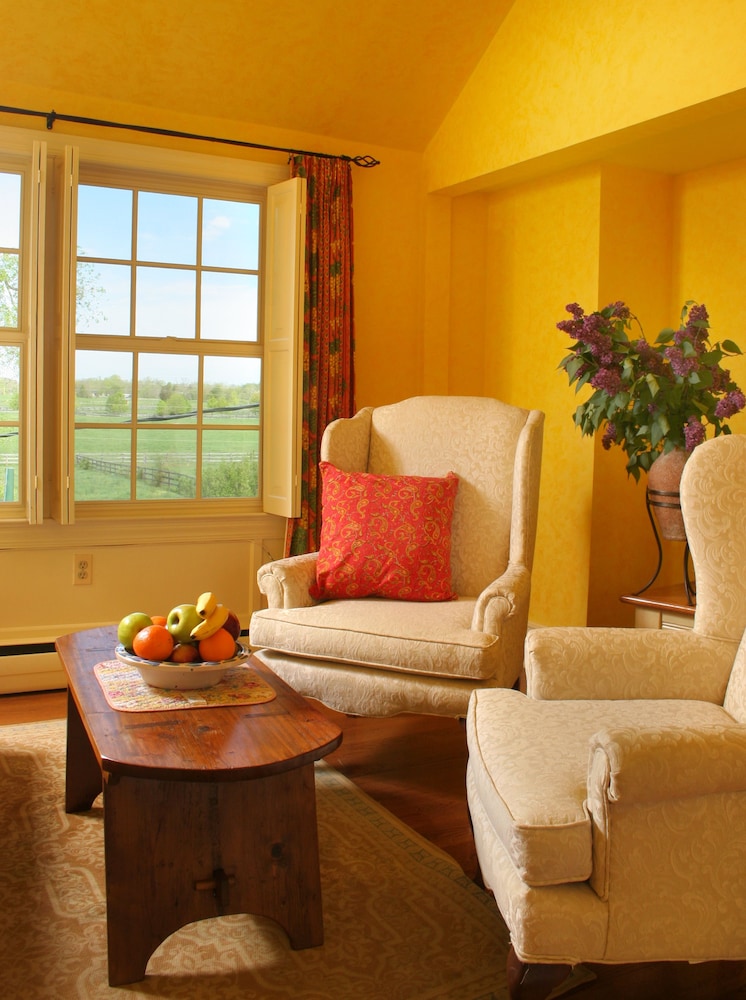 L Auberge Provencale Bed and Breakfast 25/51