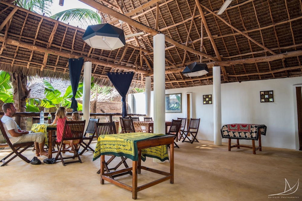 Casa Umoja Guesthouse 33/50