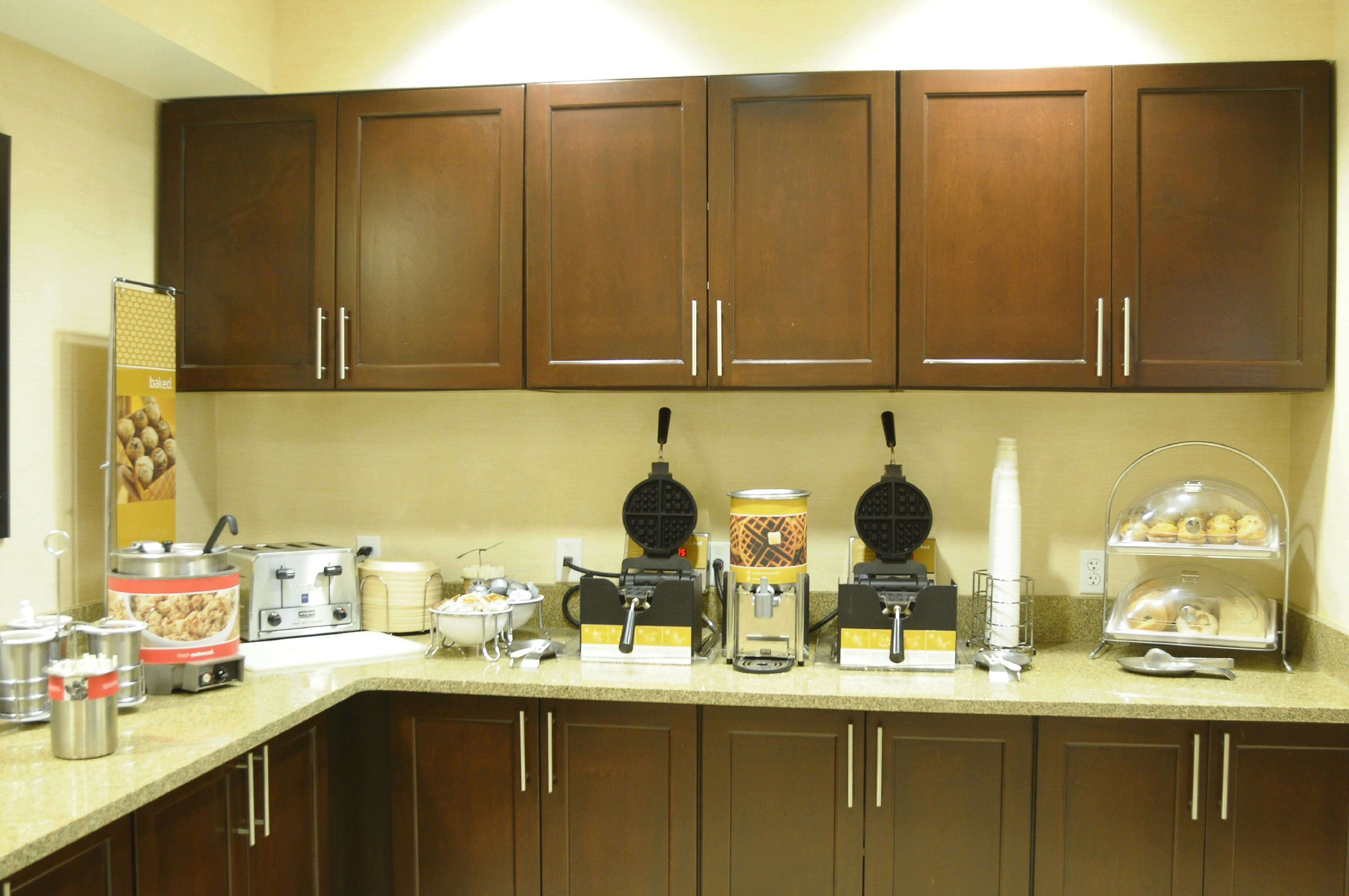 Hampton Inn Suites Redding Ca 55/55