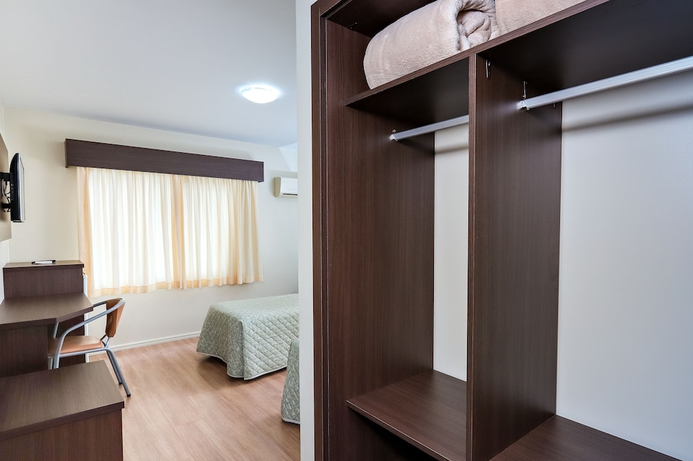 Hotel Suarez Sao Leopoldo 26/75