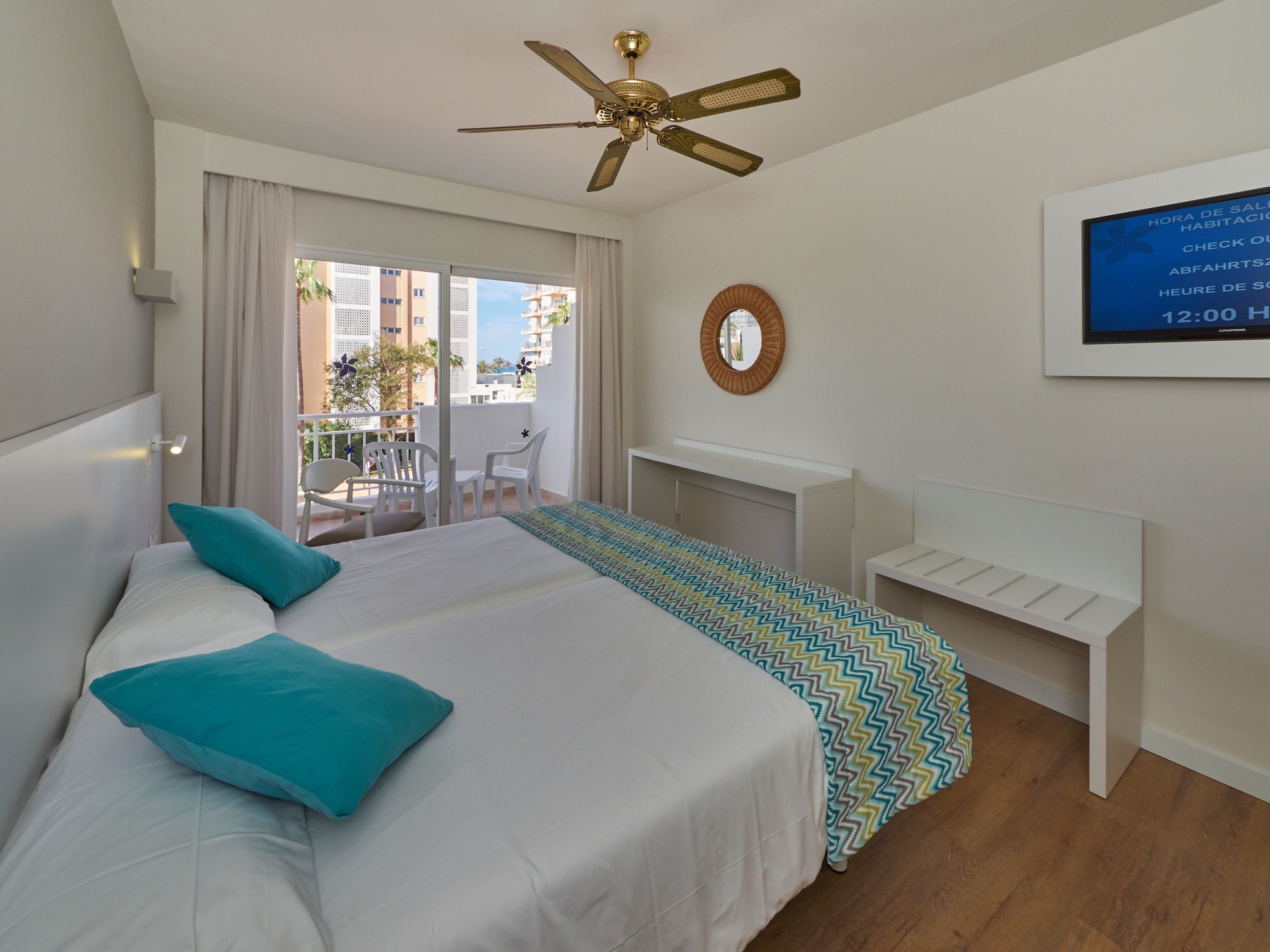 ROOM, SINGLE, BALCONY