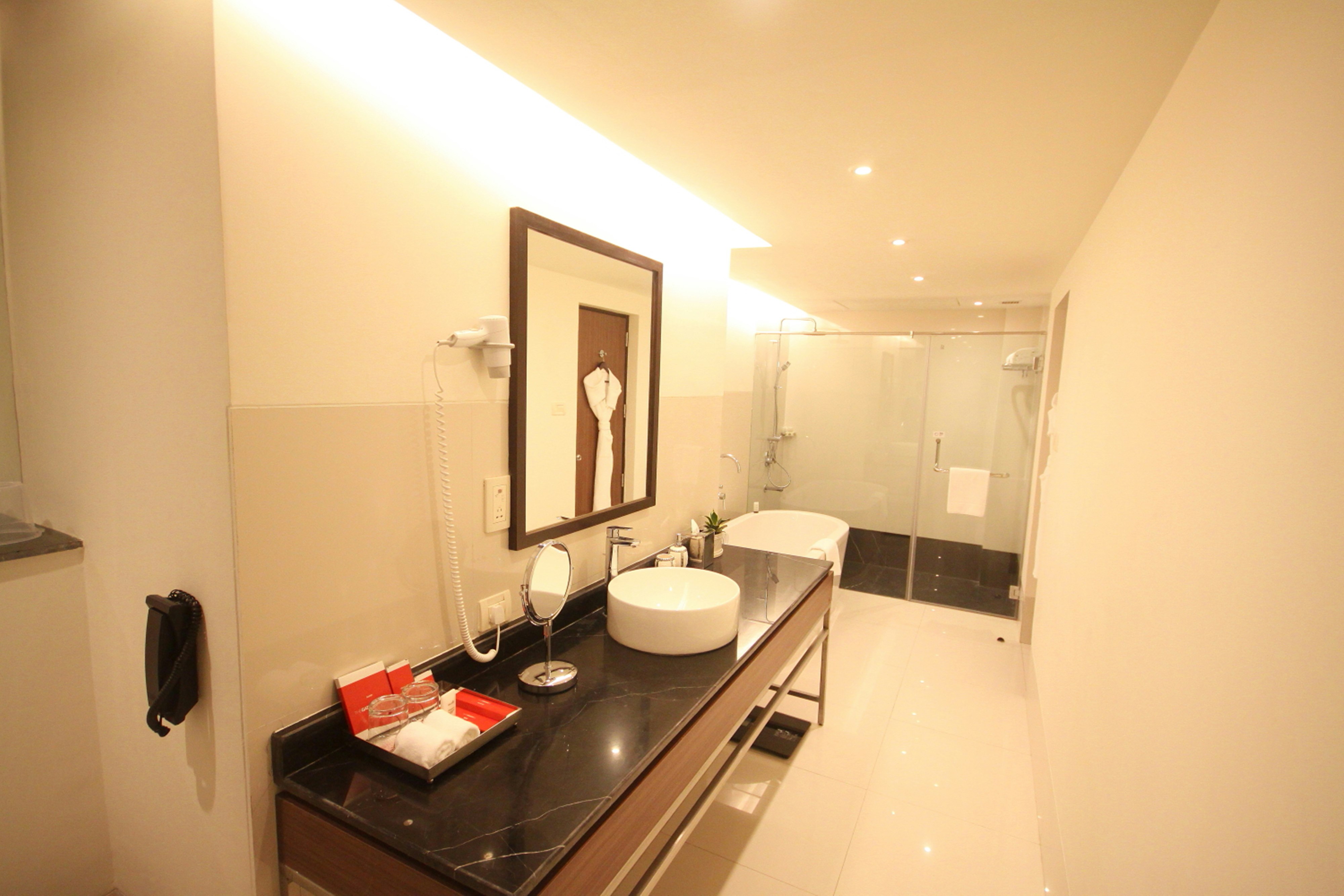 Vivanta Kolkata EM Bypass 31/33