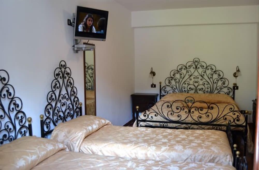 Hotel Bucaneve 16/40