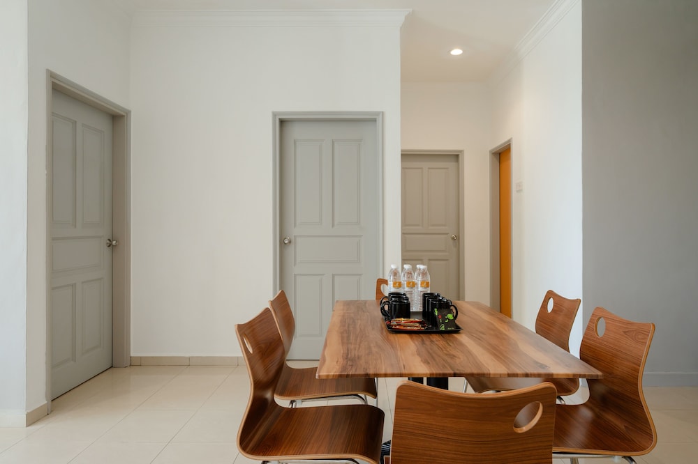 Golden View Serviced Apartment 47/67