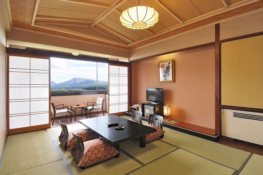 Aso Plaza Hotel 6/32