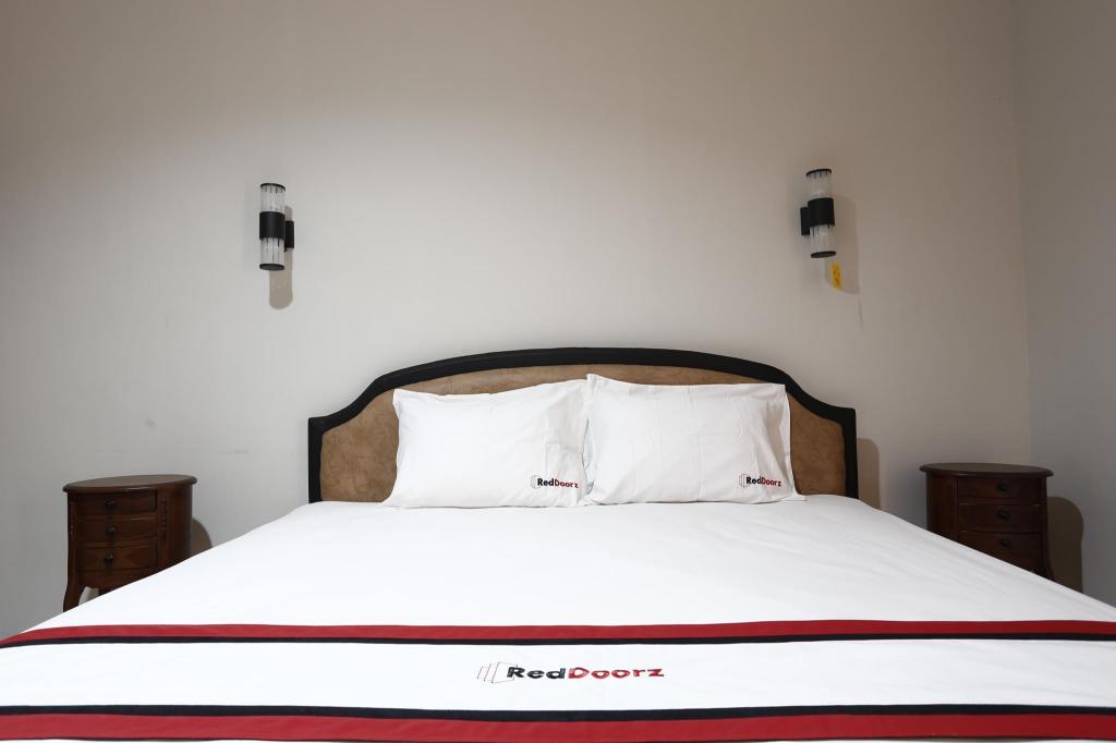 Reddoorz Near Adisucipto Airport 2 20/36
