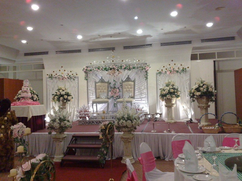THE ORIENT STAR RESORT LUMUT 29/39