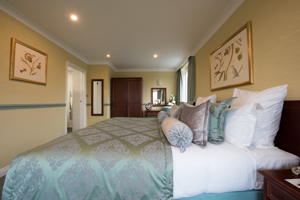 The Bromley Court Hotel 8/50