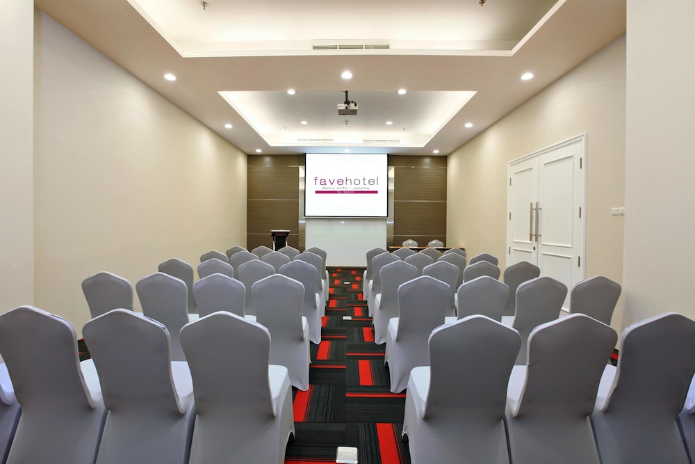 favehotel Zainul Arifin 14/18