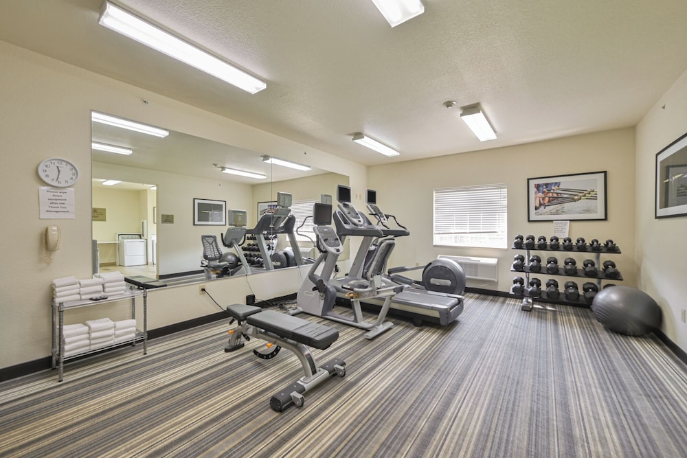 Candlewood Suites Tulsa 34/54