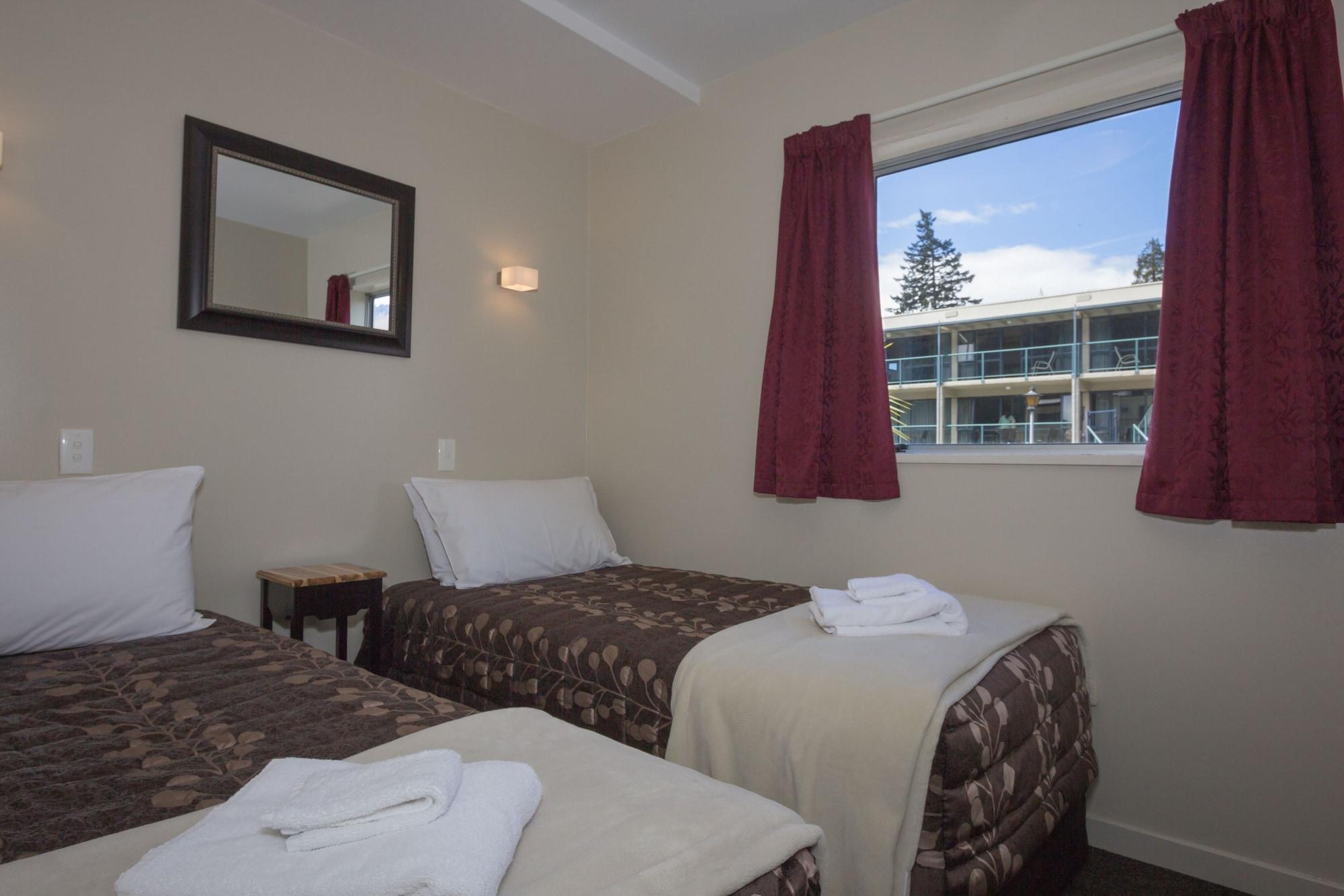 2 Bedrooms, Apartment, Bay View
