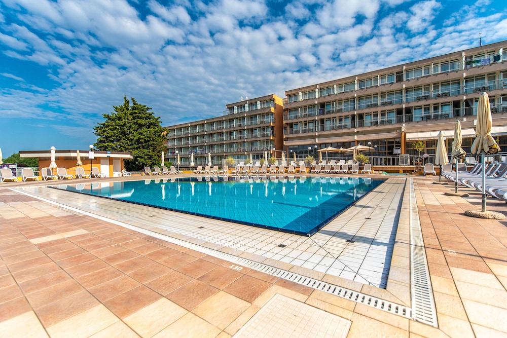 Arena Hotel Holiday 21/50