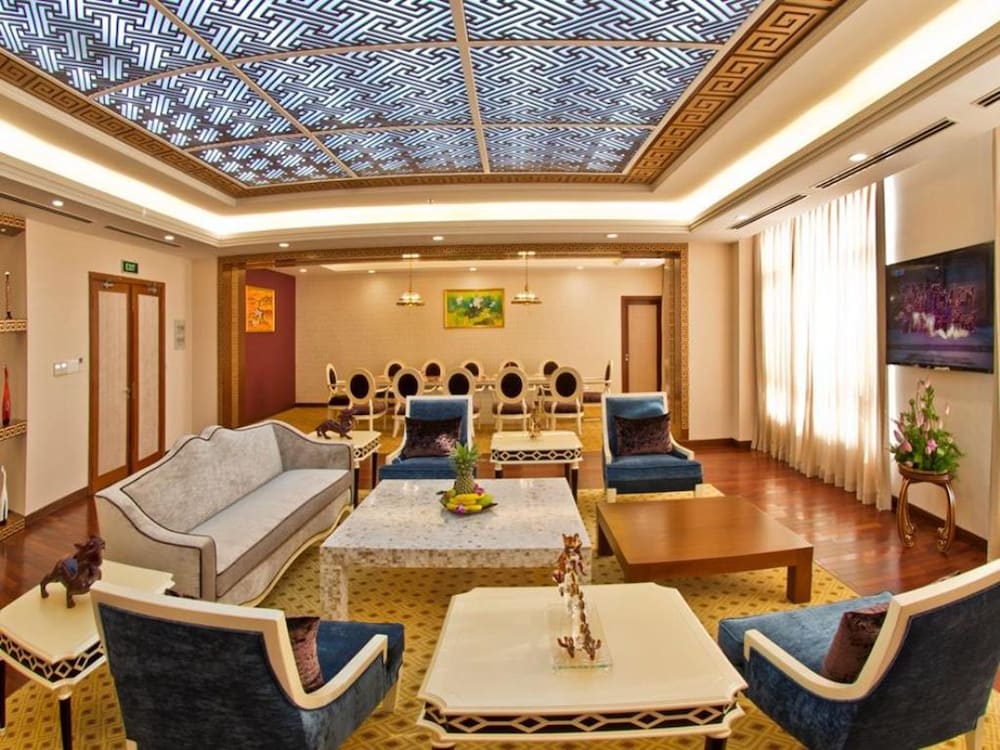 Tan Son Nhat Saigon Hotel 44/67