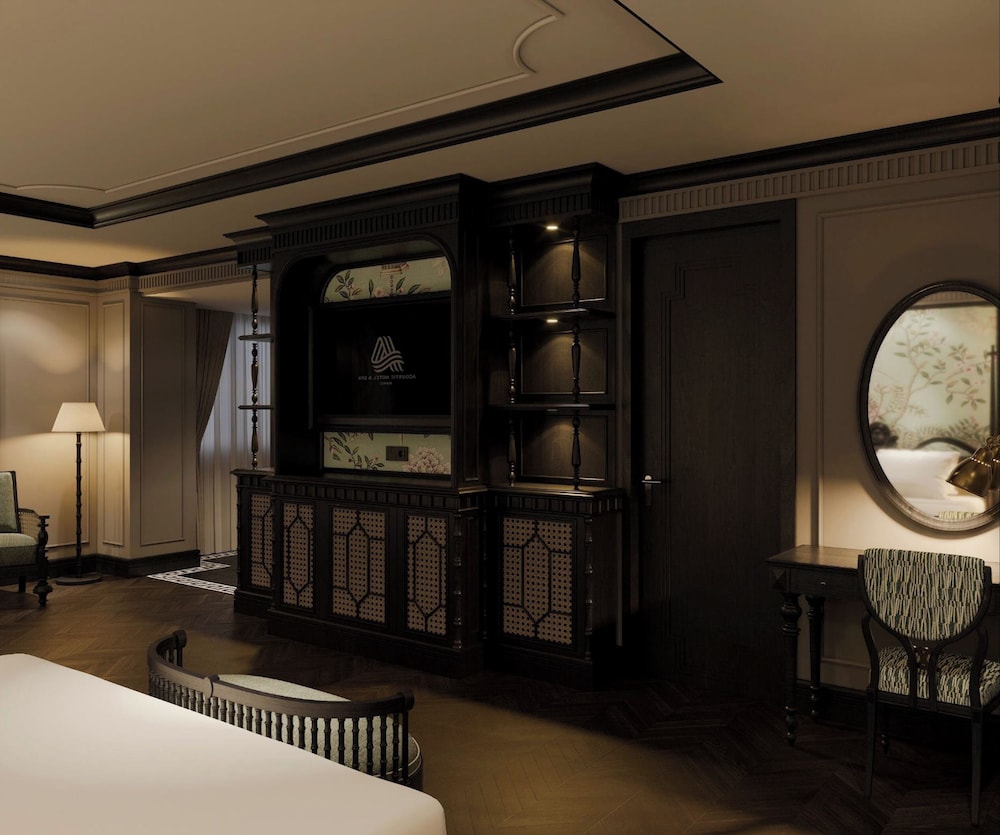 The Legend Hanoi Hotel 33/48