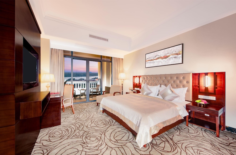 Wyndham Garden Haikou South 7/23