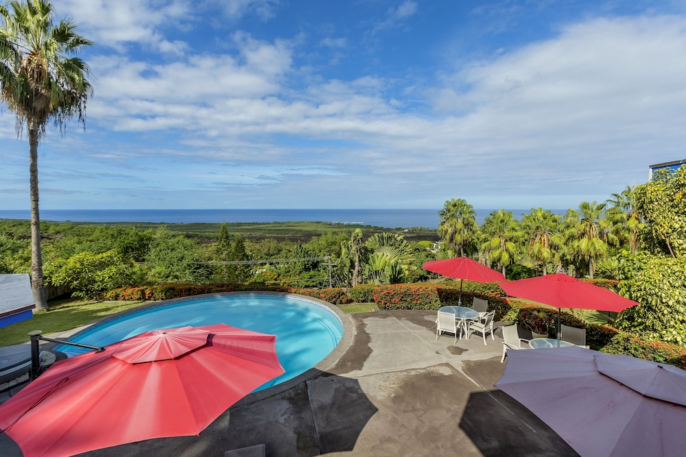 Luana Nai'a Inn 44/50