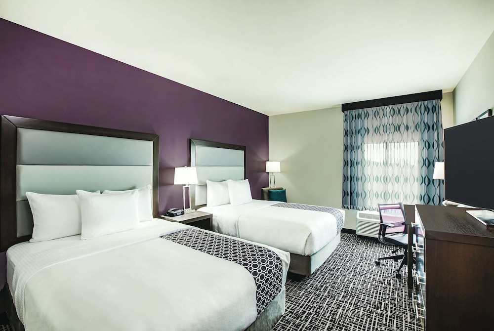 ROOM, 2 QUEEN BEDS