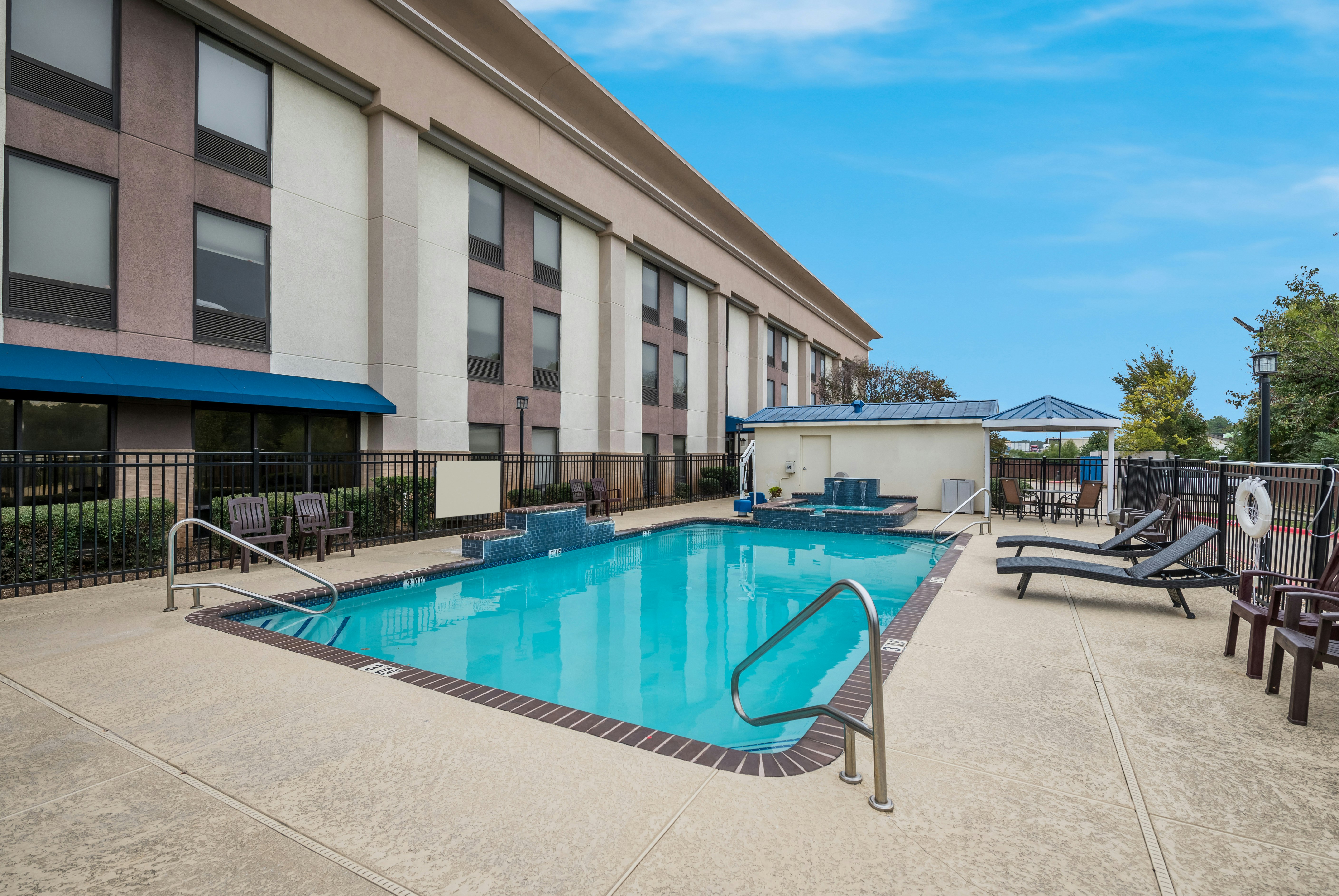 Hampton Inn Marshall, TX 41/43