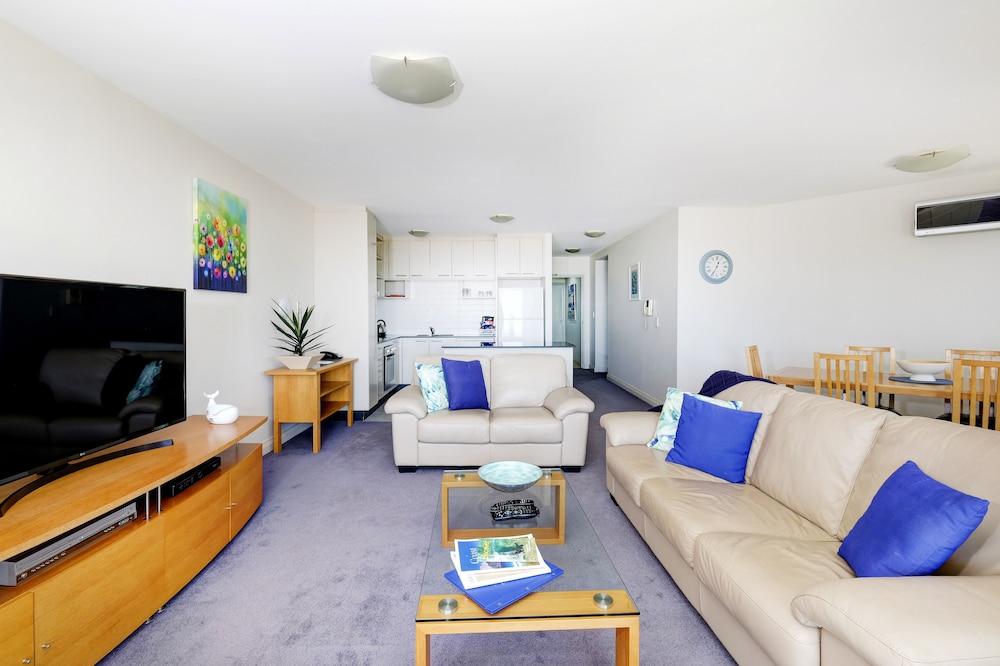 Sevan Apartments Forster 50/74