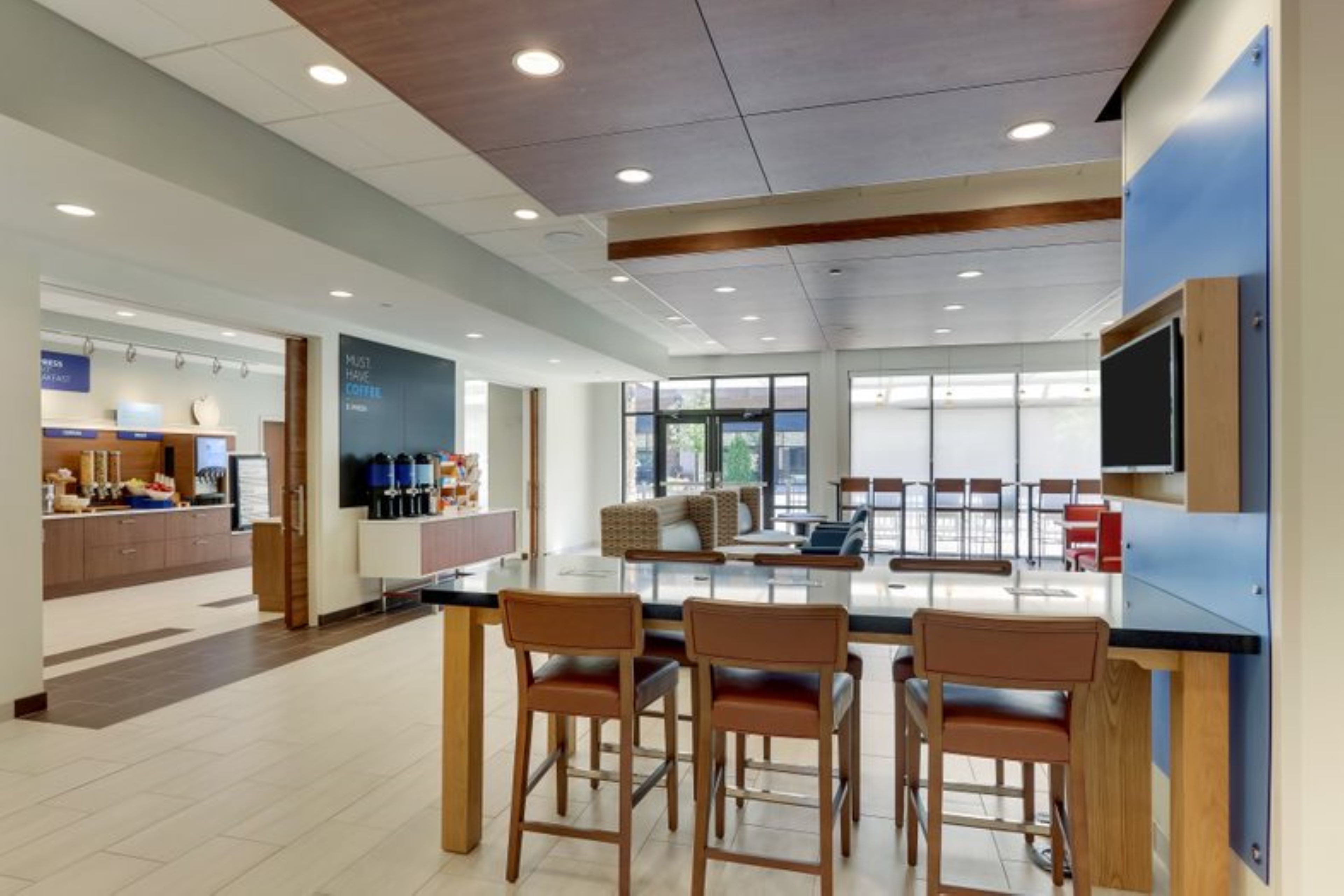 HOLIDAY INN EXPRESS AND SUITES WINSTON SALEM SW CLEMMONS 38/50