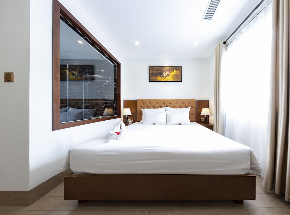 Pandora Boutique Hotel 12/70