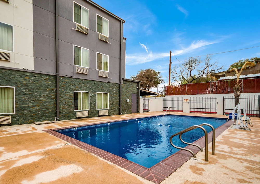 拉雷多 I-83 南方红屋顶酒店(Quality Inn Laredo - Nuevo Laredo) 图片4