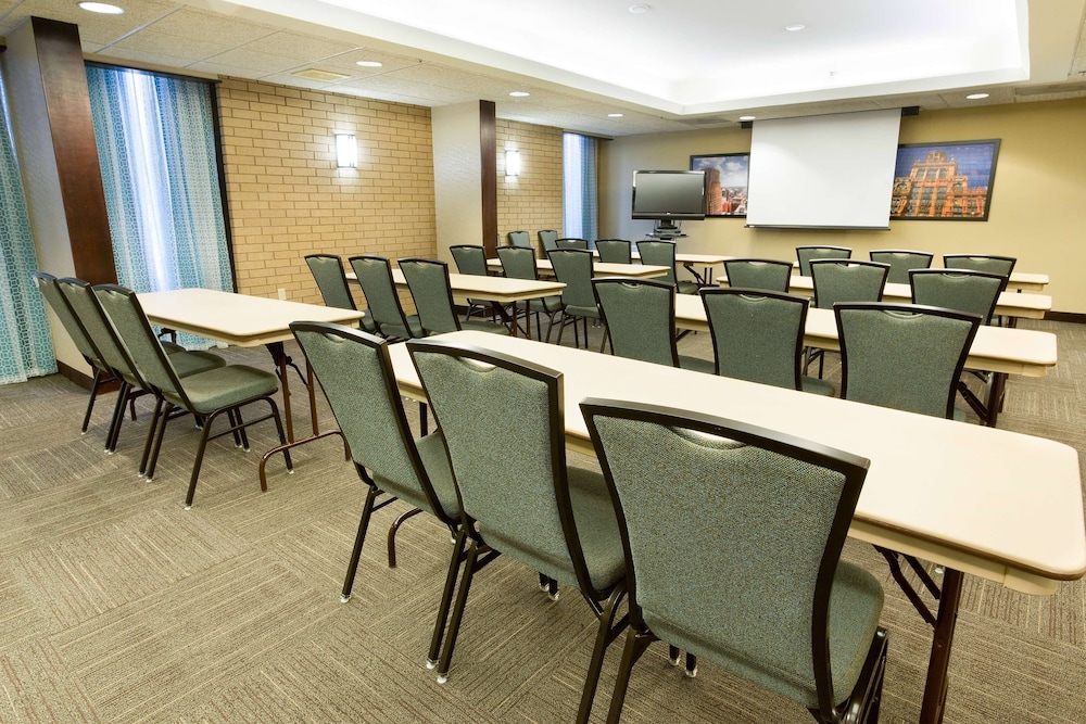 Heritage Inn Suites Houston/Sugar Land, Trademark by Wyndham 44/49
