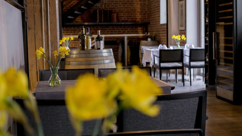 Michaelson Boutique Hotel 29/35