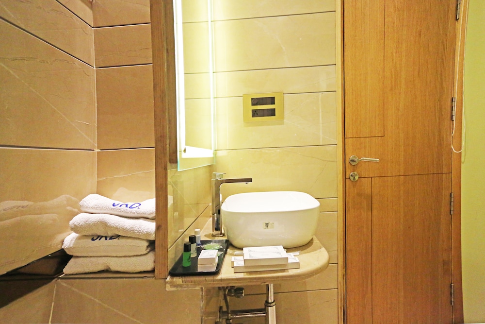 غرفة بريميوم بسرير كينج، The Jrd Luxury Botique Hotel 6/10
