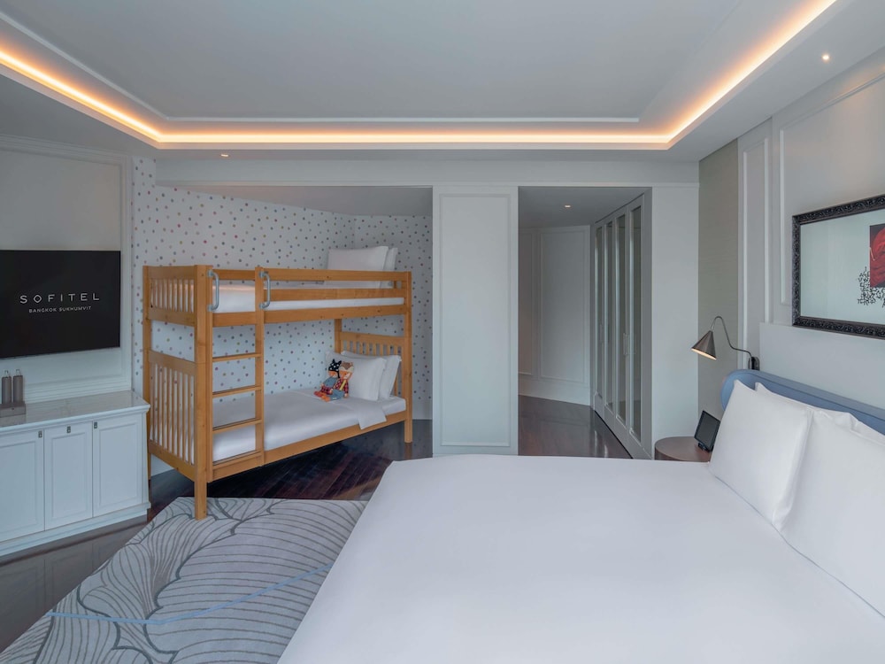 FAMILY, KING BED, BUNK BED