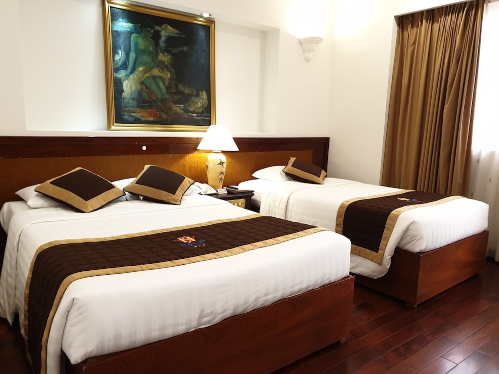 Huong Sen Hotel 22/71