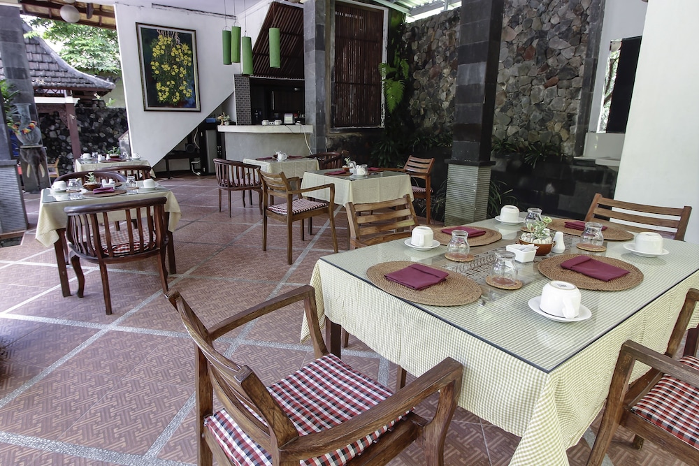 DEWANGGA BUNGALOW 58/71